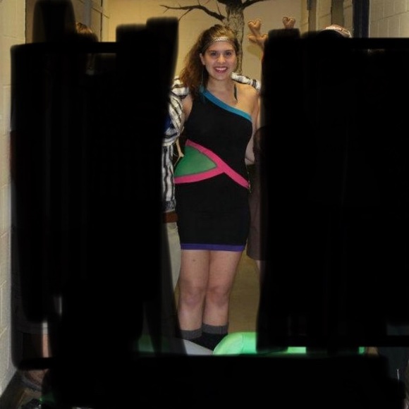 Umgee brand : 80s style dress with mesh cut out - Picture 3 of 3